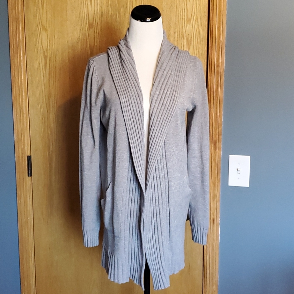 Cyrus hooded cardigan sz L